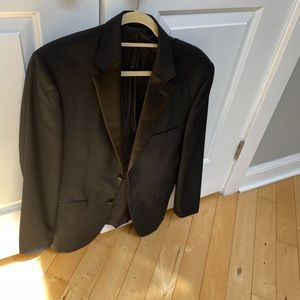 Black Pique Lapel Tuxedo (pants 32 and jacket 38)